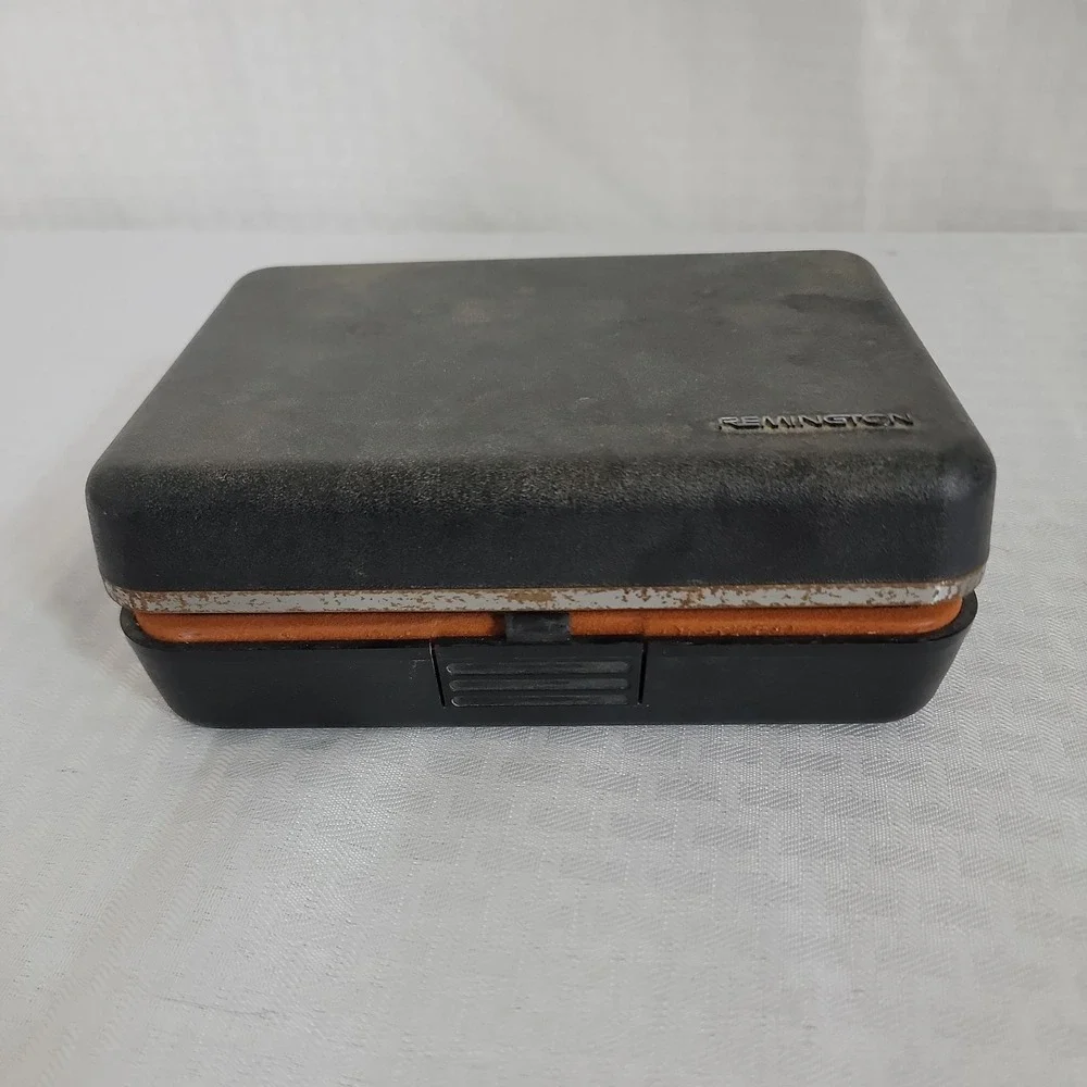 Vintage Remington RR-1 Radial Rechargeable Shaver Case Extra Blades Tested